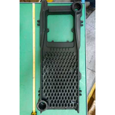 Секция чугунная средняя с отверстием