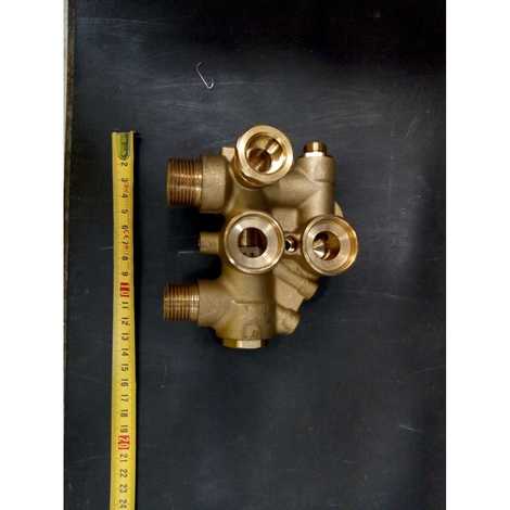 Гидравлический узел подачи