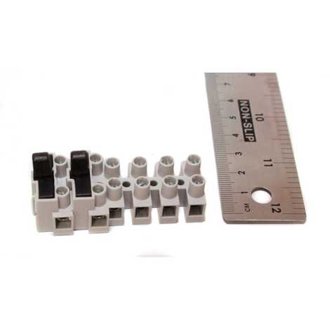 Колодка клемная с предохранителями