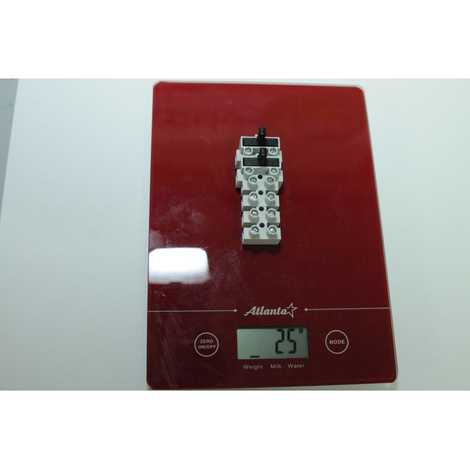 Колодка клемная с предохранителями