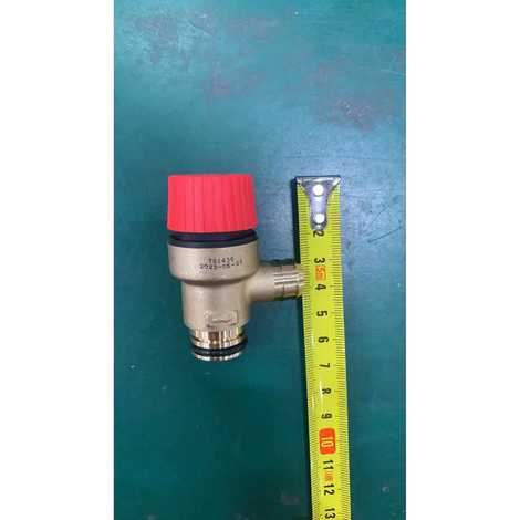 Клапан предохранительный