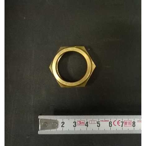 Гайка g1 (28 мм).